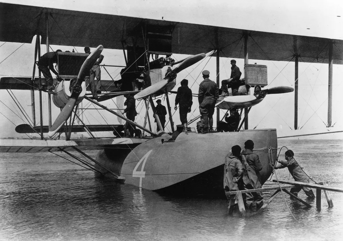 Vickers Vimy final.jpg